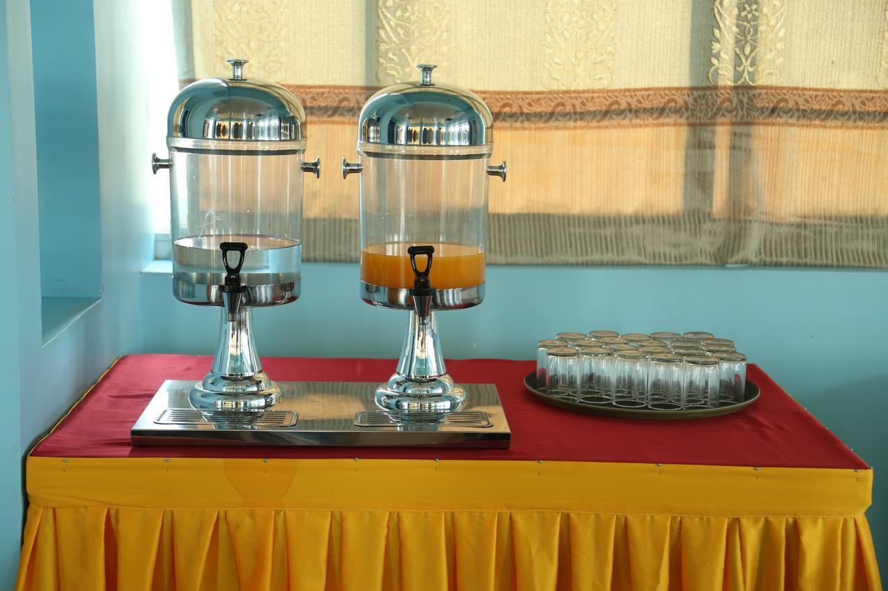 Hotel Shwe Pyi Tan Mandalay Exterior foto