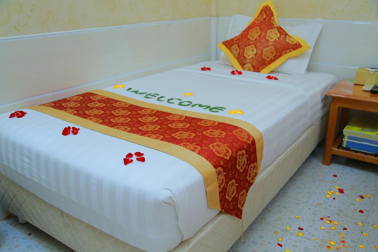 Hotel Shwe Pyi Tan Mandalay Exterior foto